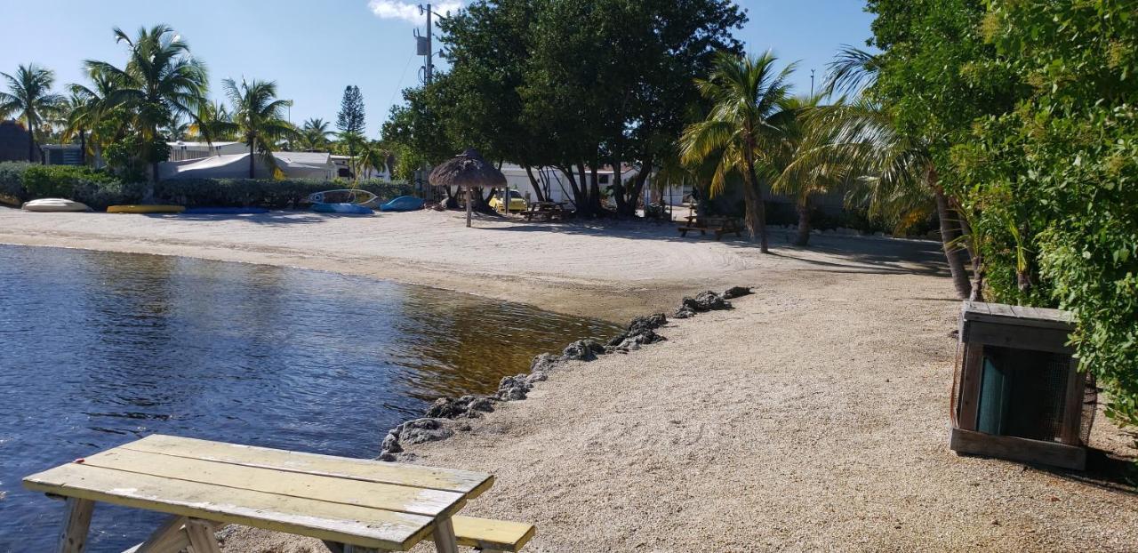 Tiny House Rv, Kayak Hotell Key Largo Exteriör bild