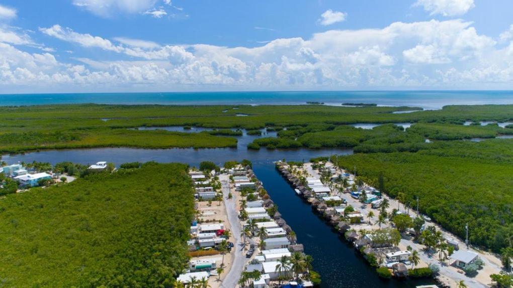 Tiny House Rv, Kayak Hotell Key Largo Exteriör bild